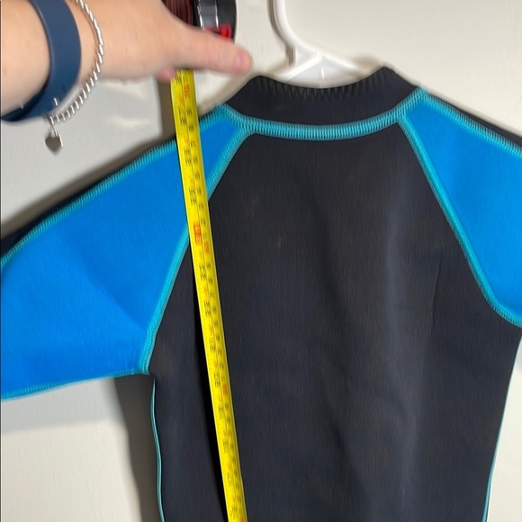 Seaskin Kids Shorty Wetsuit Size 6 Black Blue Swim Surf Dive Suit - Picture 8 of 10